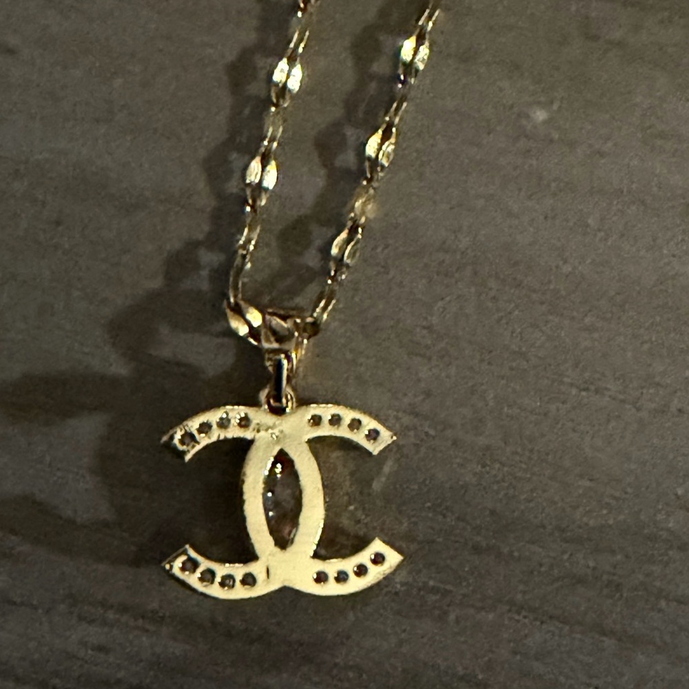 18K Gold Letter C Monogram Center Diamond Pendant Necklace Geometrical Design - Picture 9 of 9